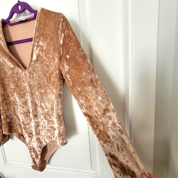 Crush velvet bodysuit - Picture 3 of 5